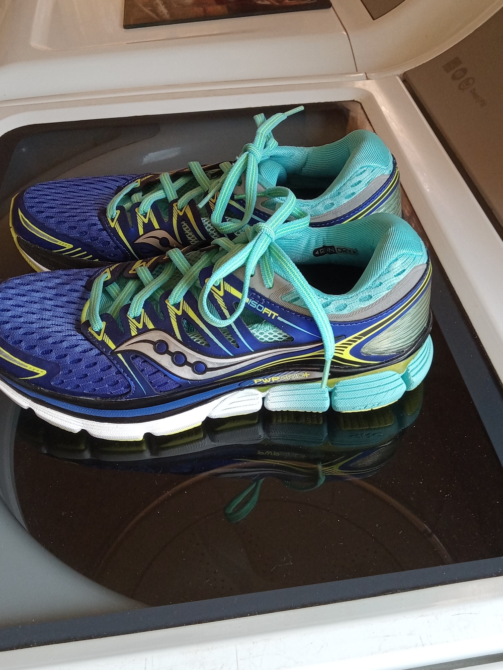 Saucony Women's ISO Series Running Sneakers